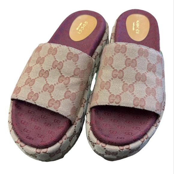 Gucci Women's Slide Sandals - Picture 1 of 6